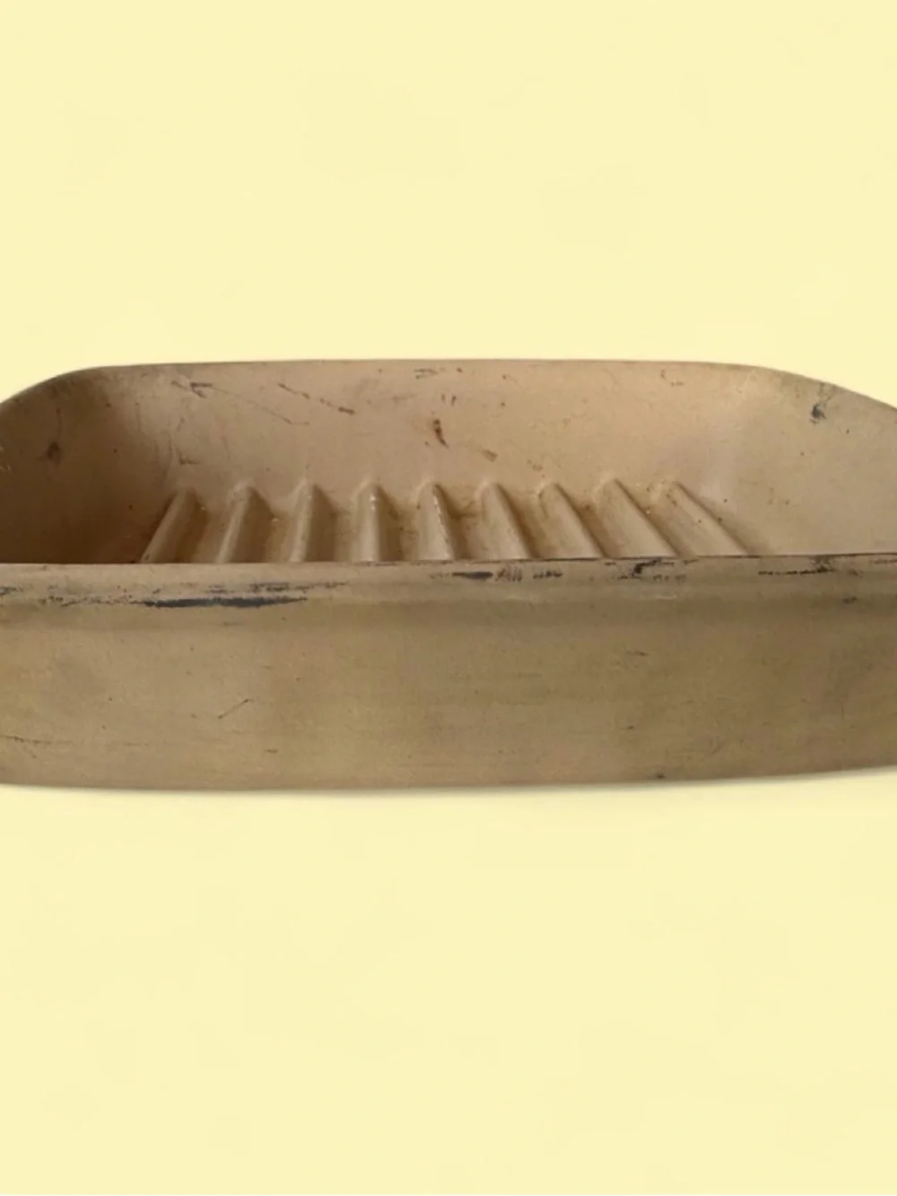 Grooved Ceramic Baking Dish in Light Brown